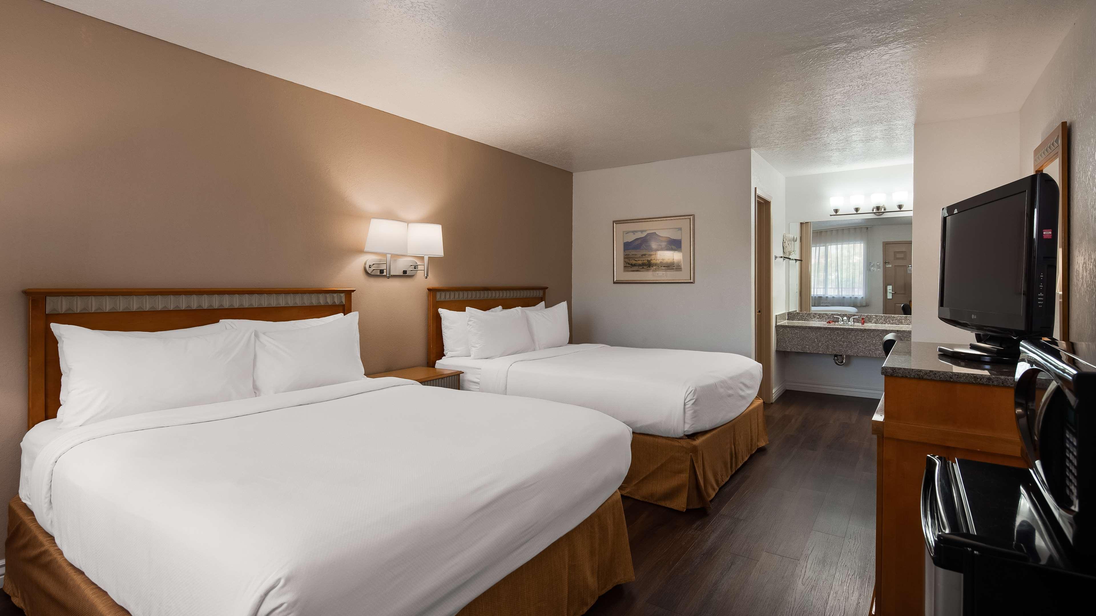Surestay Plus Hotel By Best Western Albuquerque I-40 Eubank Екстериор снимка