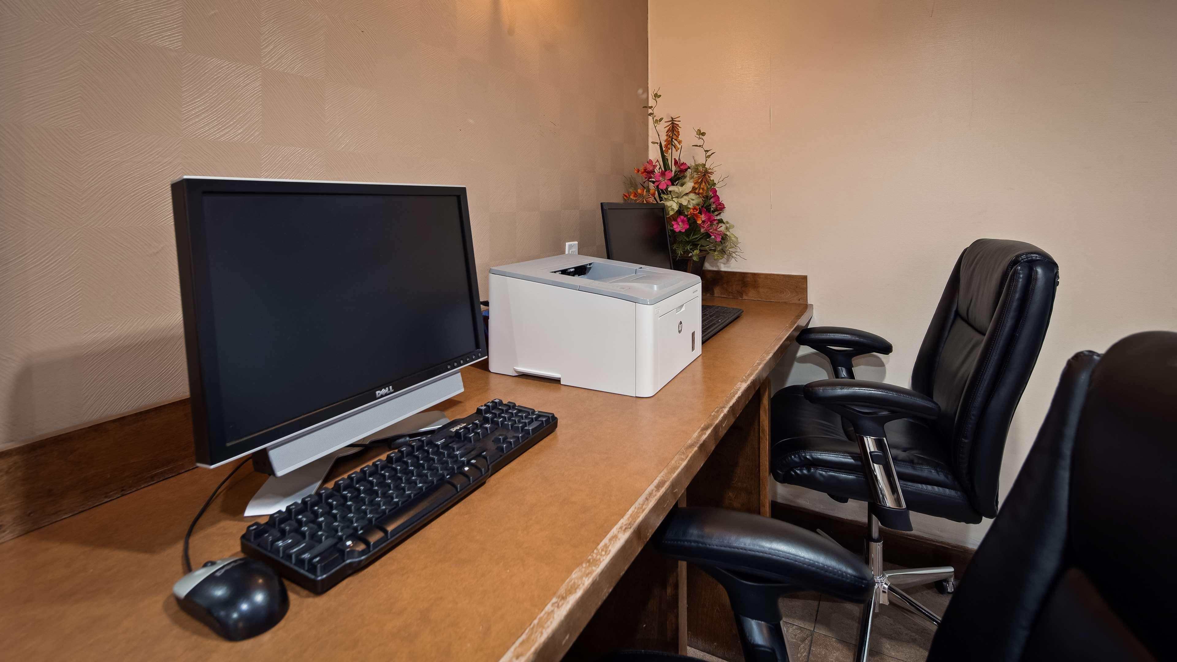 Surestay Plus Hotel By Best Western Albuquerque I-40 Eubank Екстериор снимка