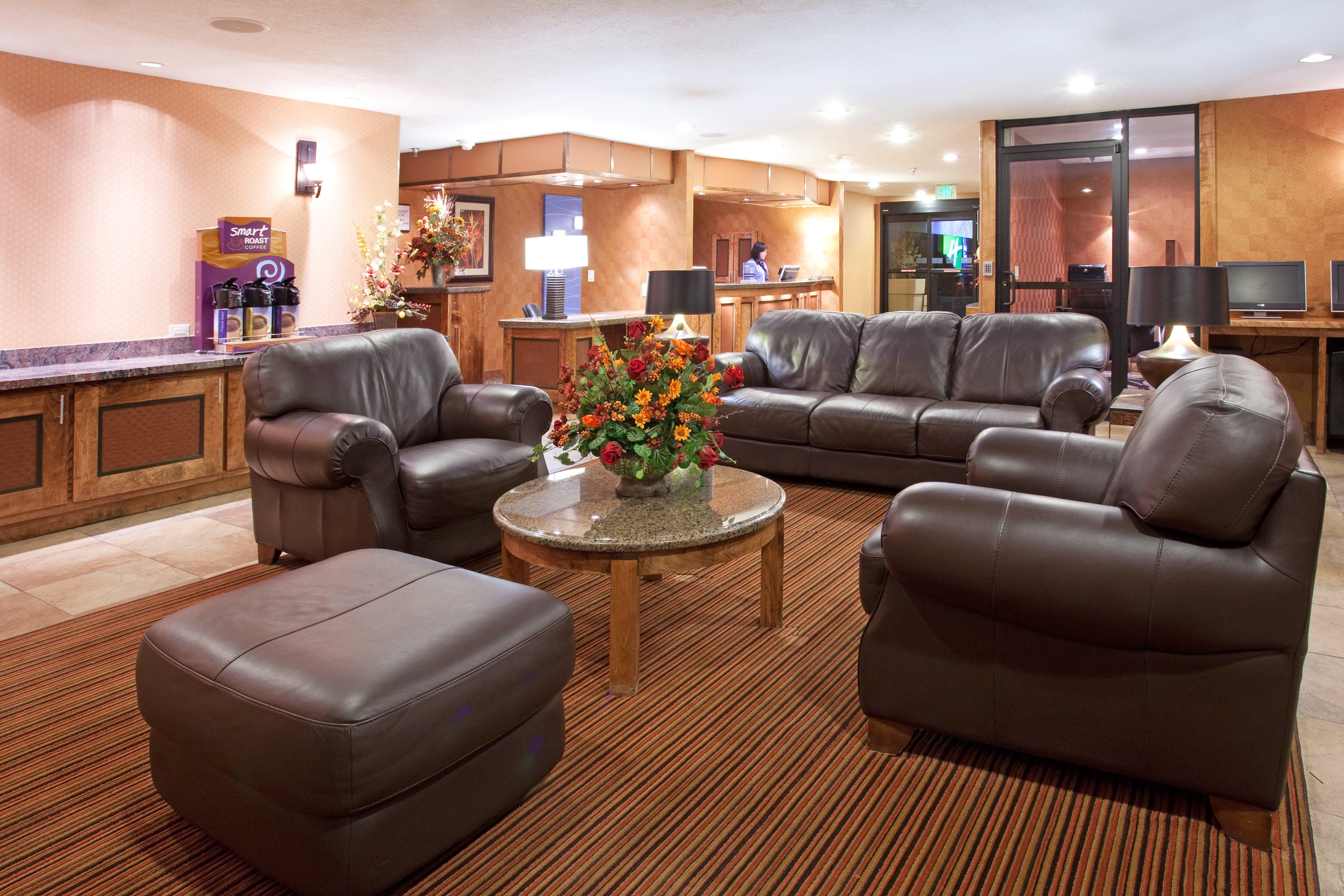 Surestay Plus Hotel By Best Western Albuquerque I-40 Eubank Екстериор снимка
